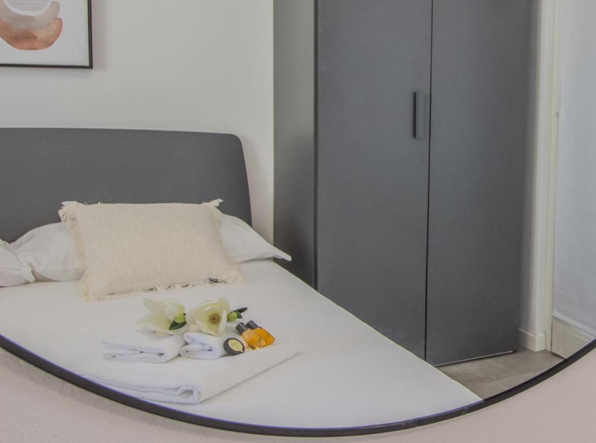Apartamento La Terrazza Di Marta Varenna Exterior foto